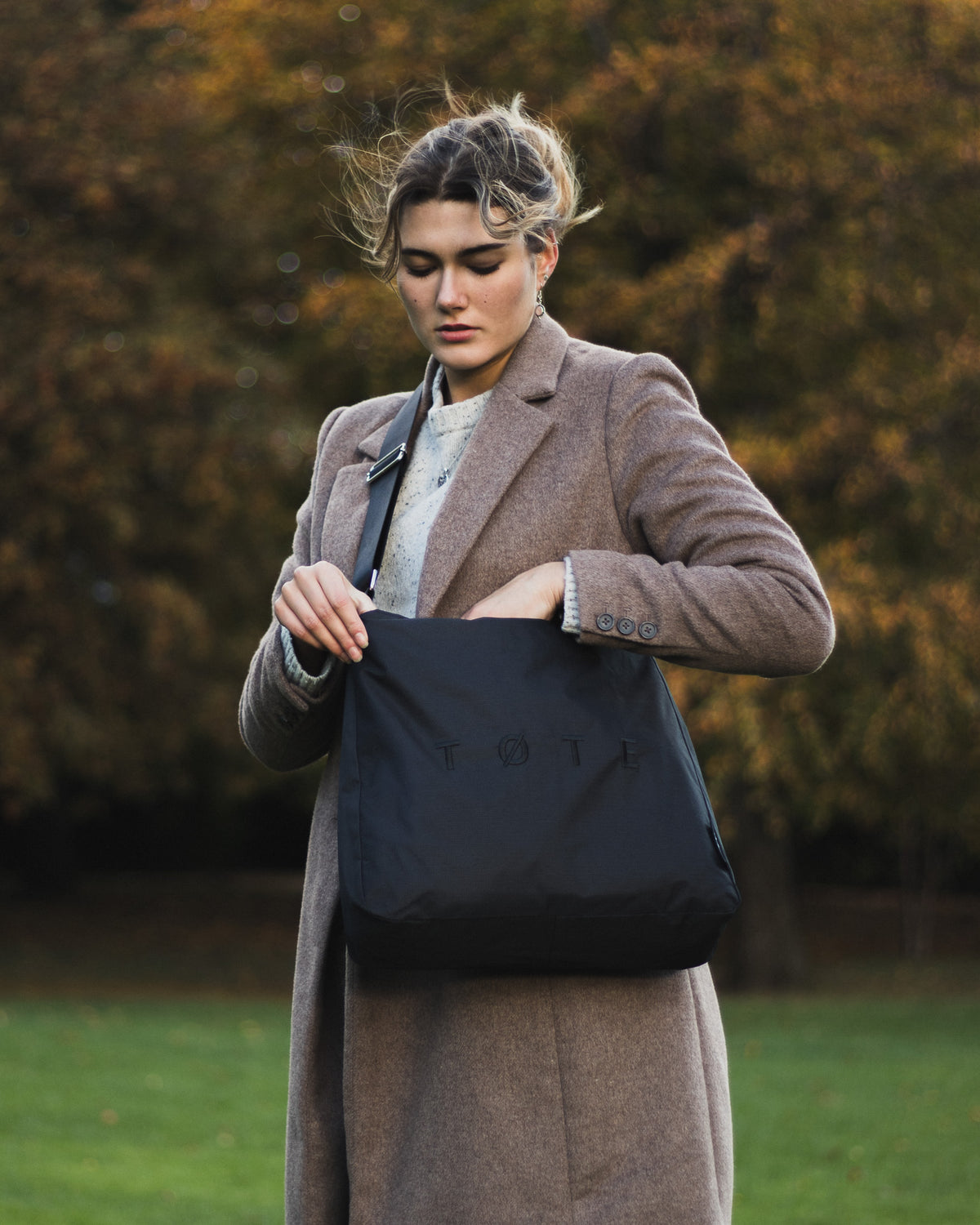 ALVA | Black
