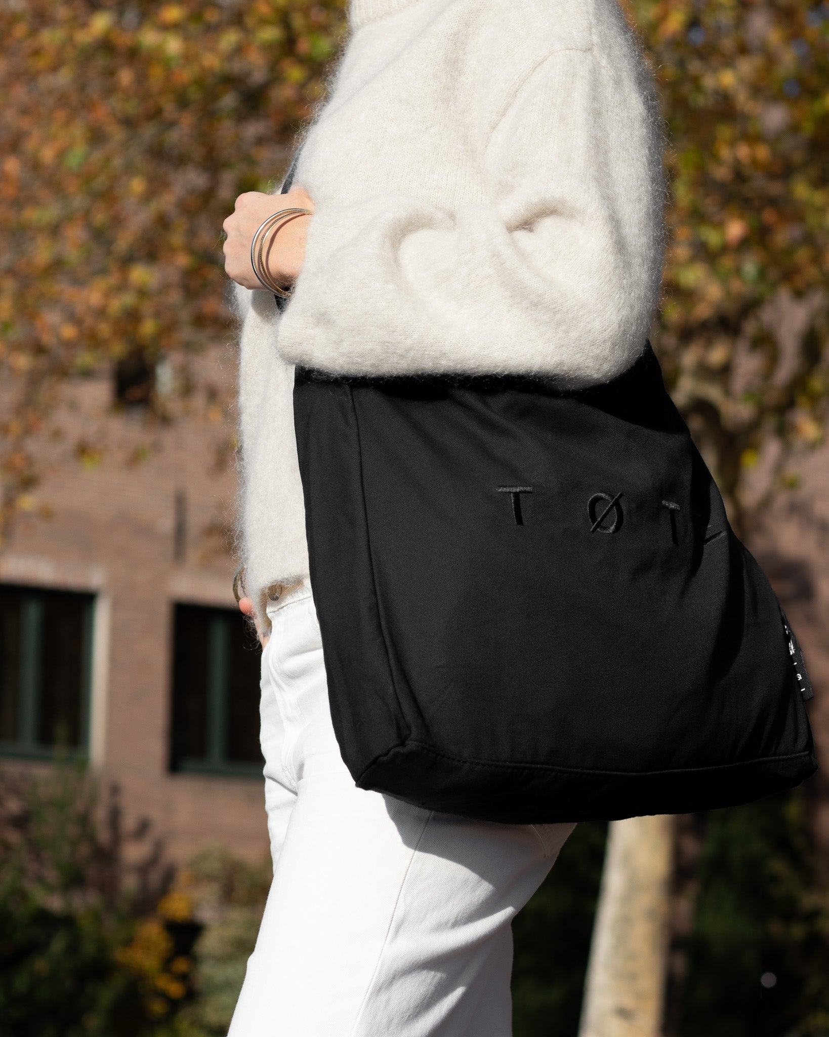 Black TØTE Bag | Stitched | US