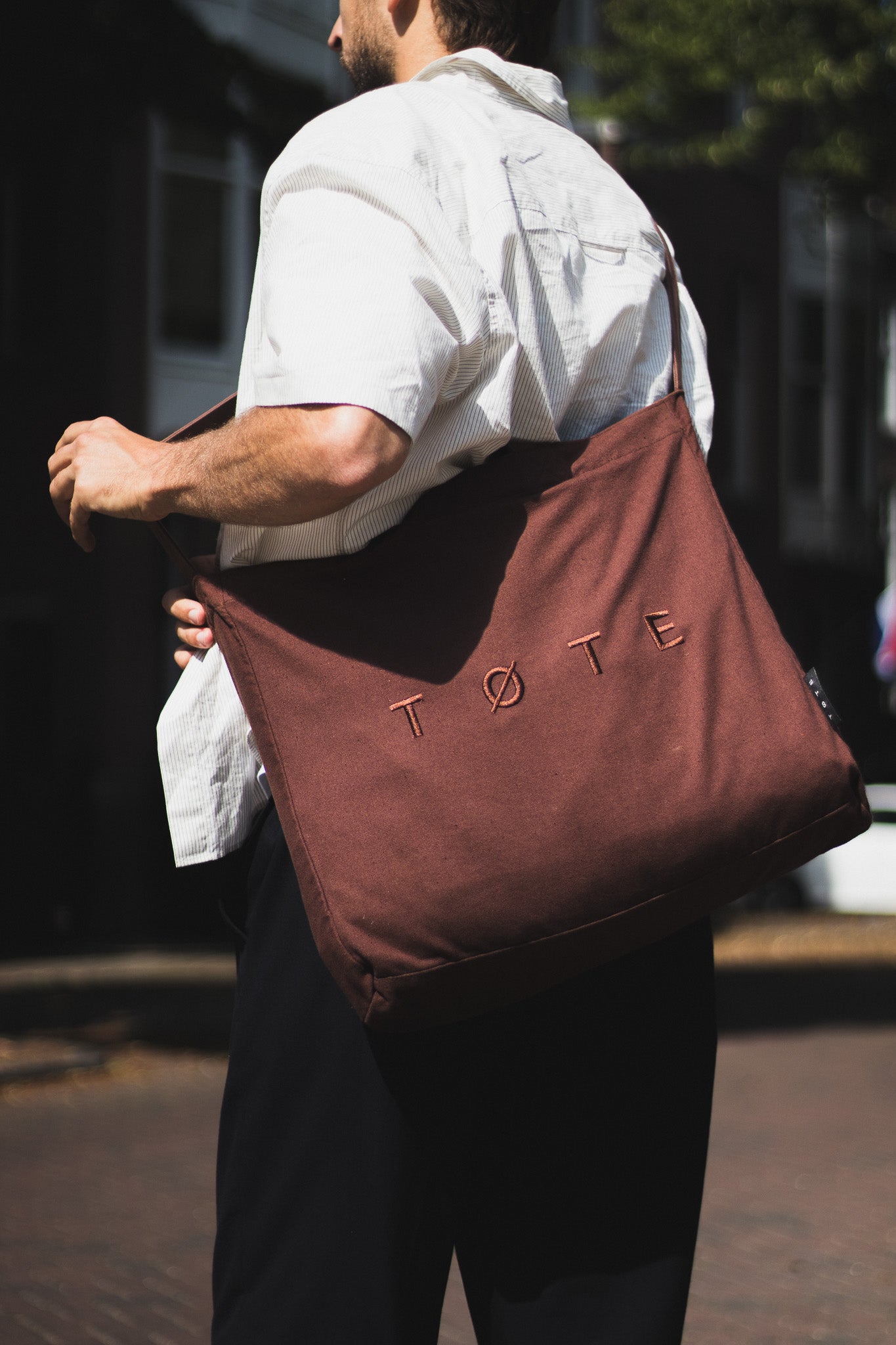 Brown TØTE Bag | Stitched | US